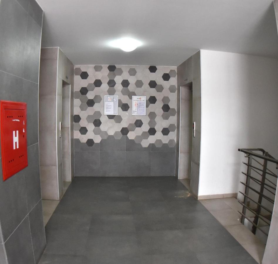 Ferienwohnung Modern & Cozy Skopje Exterior foto
